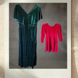 Mommy & Me Velvet Dress Set Green/Red XL/2T